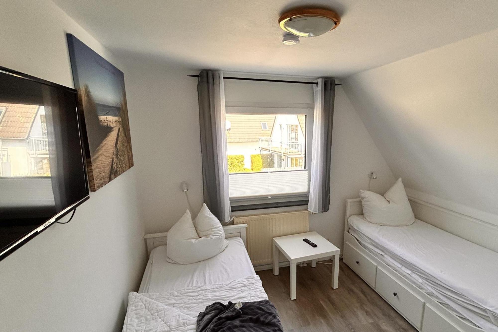 Ferienwohnung In Ruhiger Lage Und Mit Balkon - Ferienhaus Solamar Fewo Og Breege Exterior photo